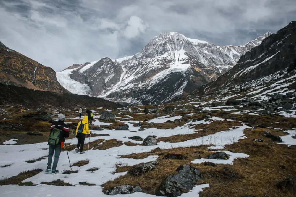 Kafni Glacier trek through the snow-covered Himalayas